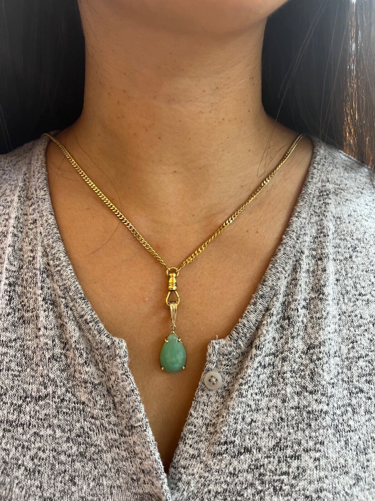 Vintage 14K Yellow Gold Chrysoprase Tear Drop Pendant