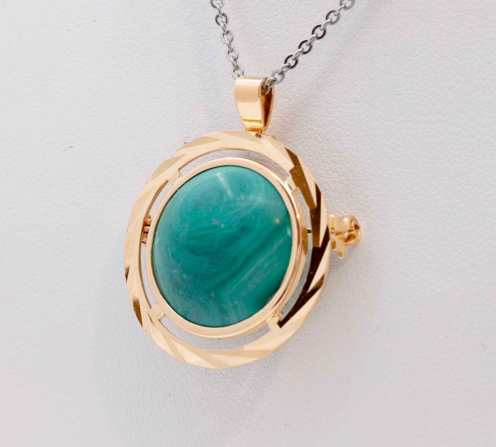 18K Yellow Gold Italian Malachite Pendant Brooch