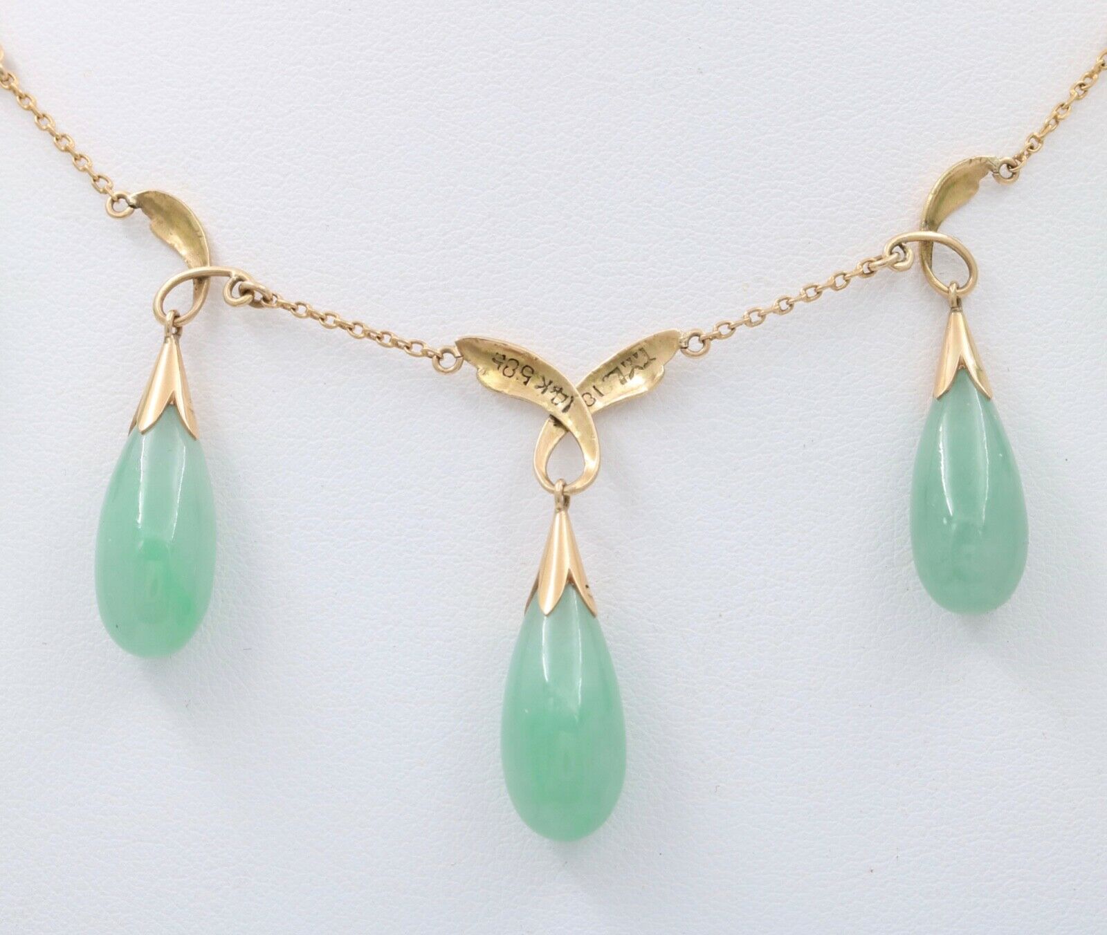 Vintage Jade 14K Chandelier 14K Yellow Gold Necklace