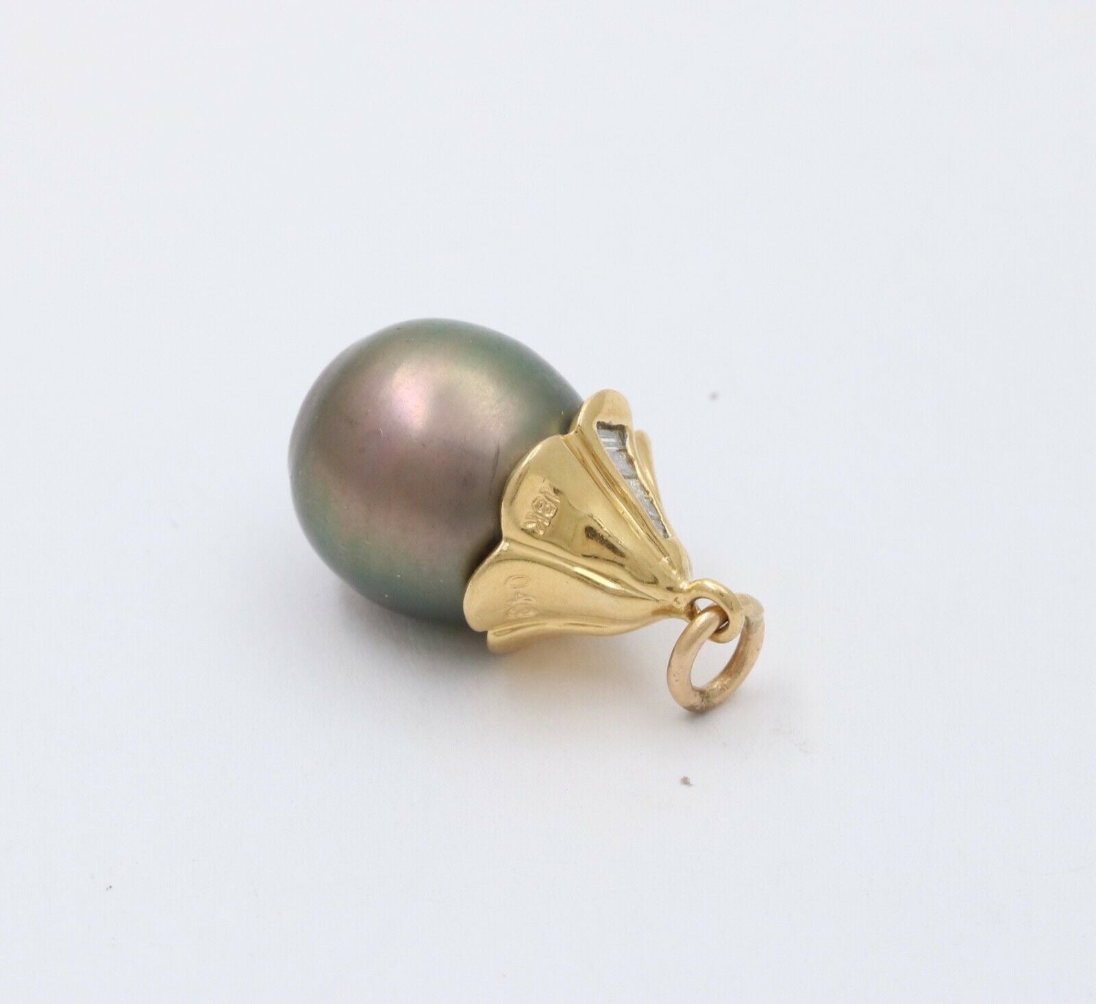 Vintage 18K Yellow Gold Baroque Black South Sea Pearl Diamond Pendant, Necklace