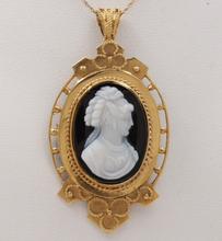 Load image into Gallery viewer, Antique 10K Yellow Gold Onyx Cameo Pendant Brooch
