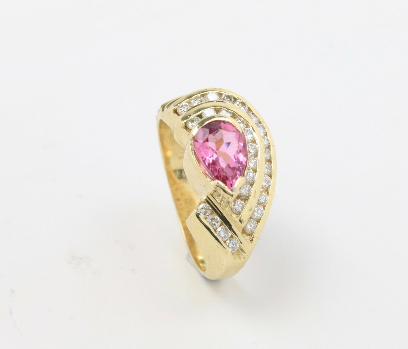 Vintage 14K Yellow Gold Pink Sapphire and Diamond Ring