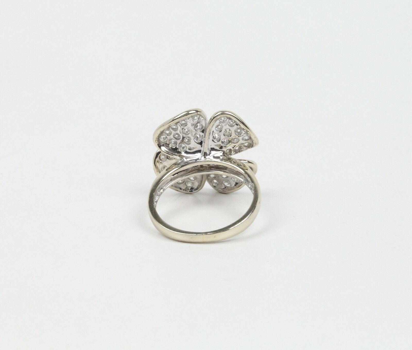 Vintage 14K White Gold Sapphires & Diamond Dogwood/ Violet Flower Ring