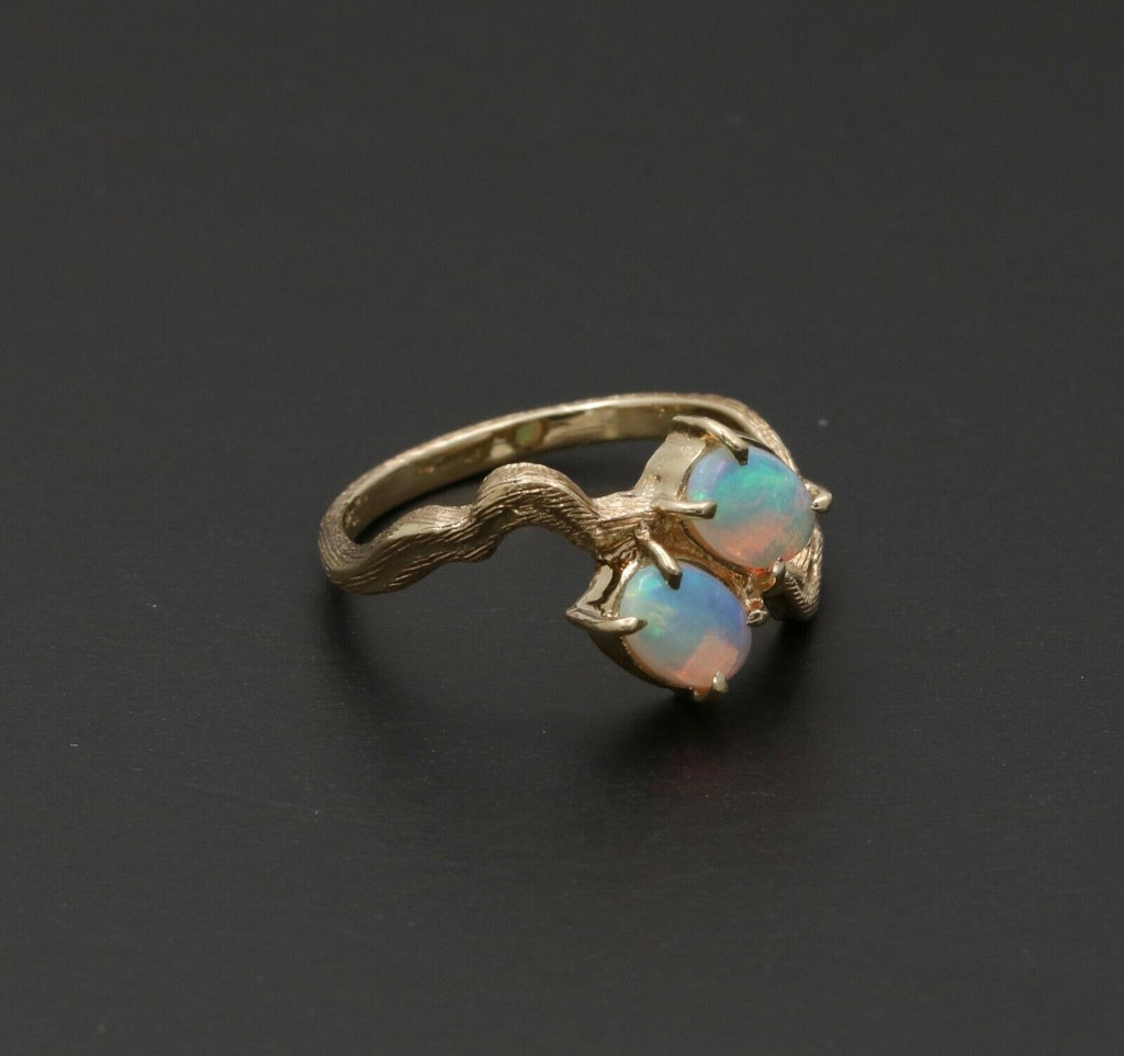 Vintage Opal Vine 14K Yellow Gold Ring