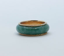 Load image into Gallery viewer, Vintage Jade 14K Yellow Gold Wedding Band Ring
