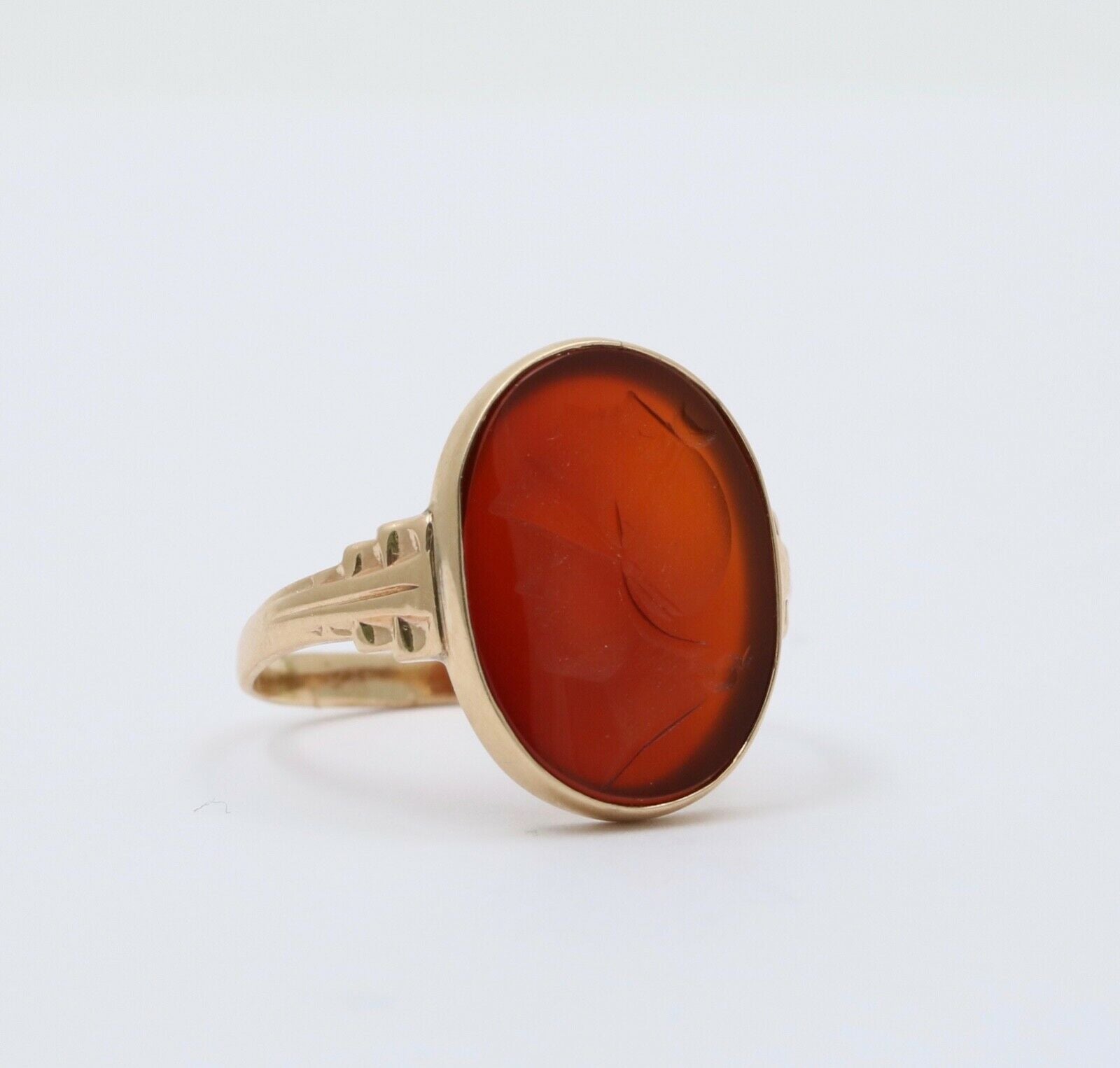 Art Deco Intaglio Carved Carnelian 14K Yellow Gold Signet Ring