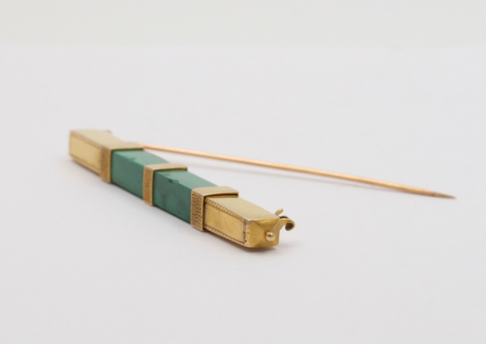 Art Deco Geometric Bar Brooch Malachite 14K Yellow Gold