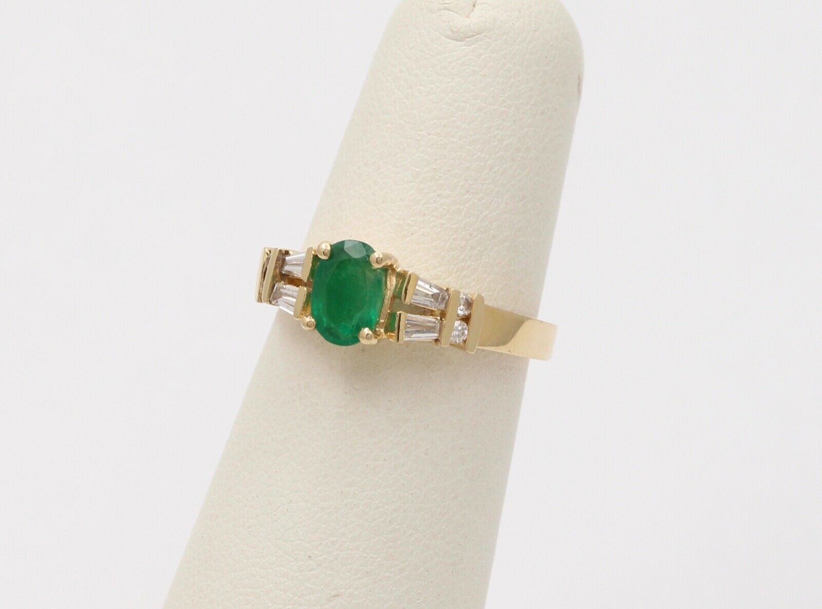 Lovely Vintage Emerald Baguette Diamonds 14K Yellow Gold Ring