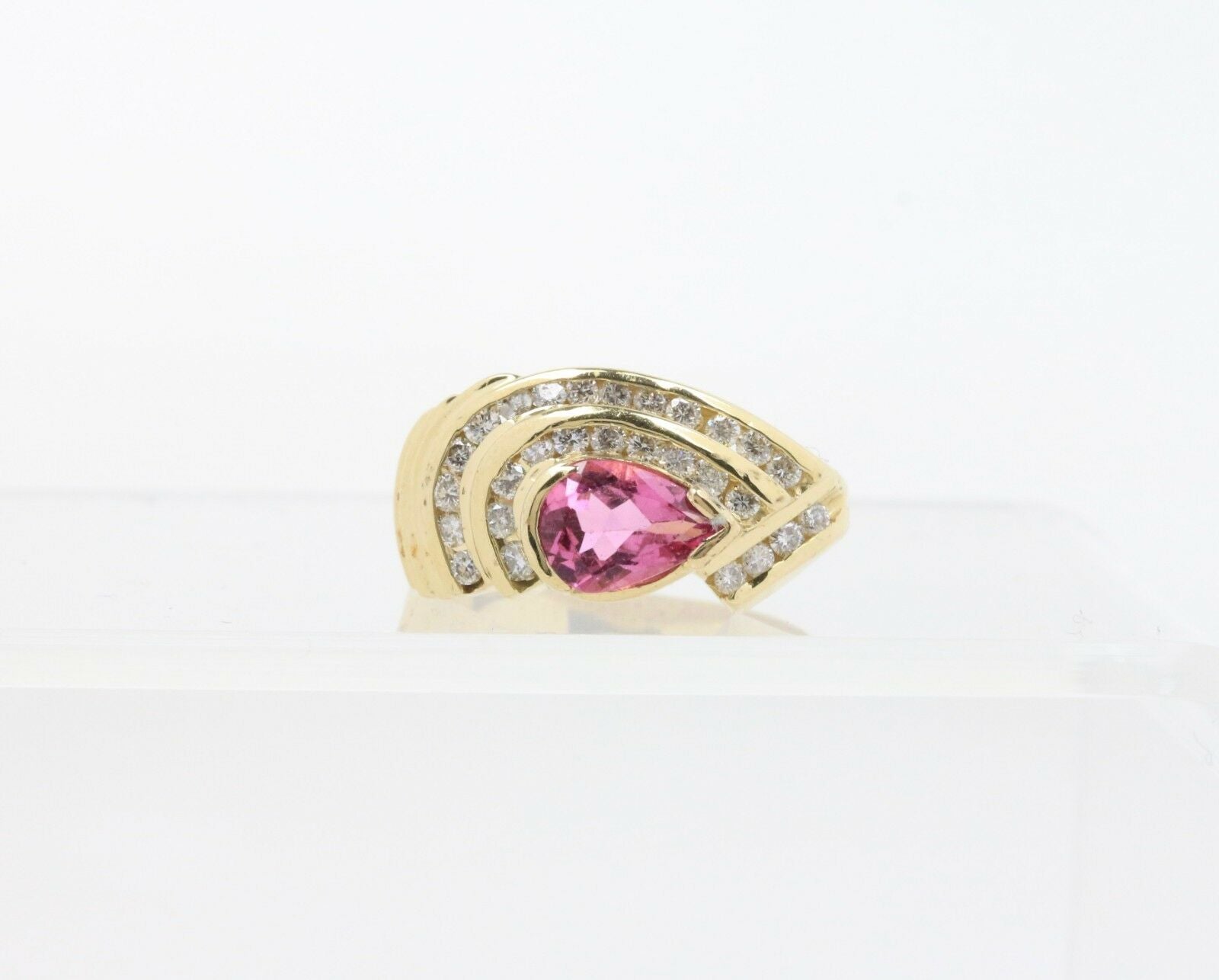 Vintage 14K Yellow Gold Pink Sapphire and Diamond Ring