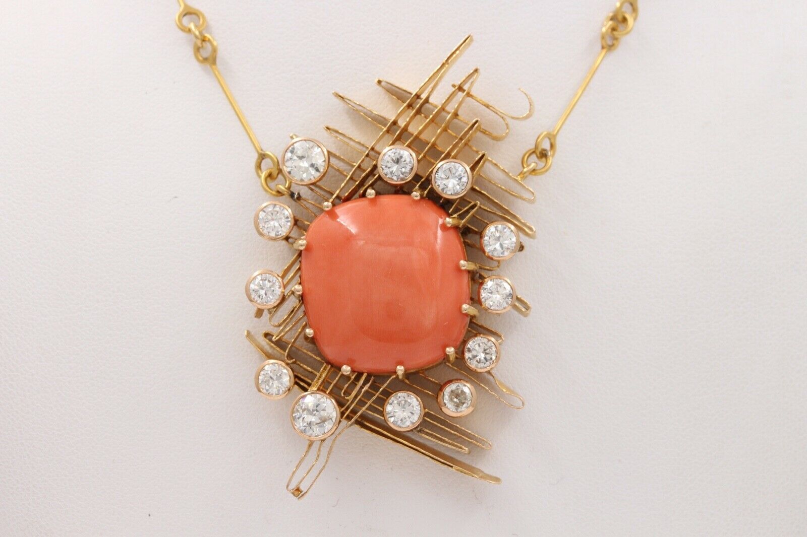 Vintage Abstract Coral Diamonds 18K Yellow Gold Pendant and Chain