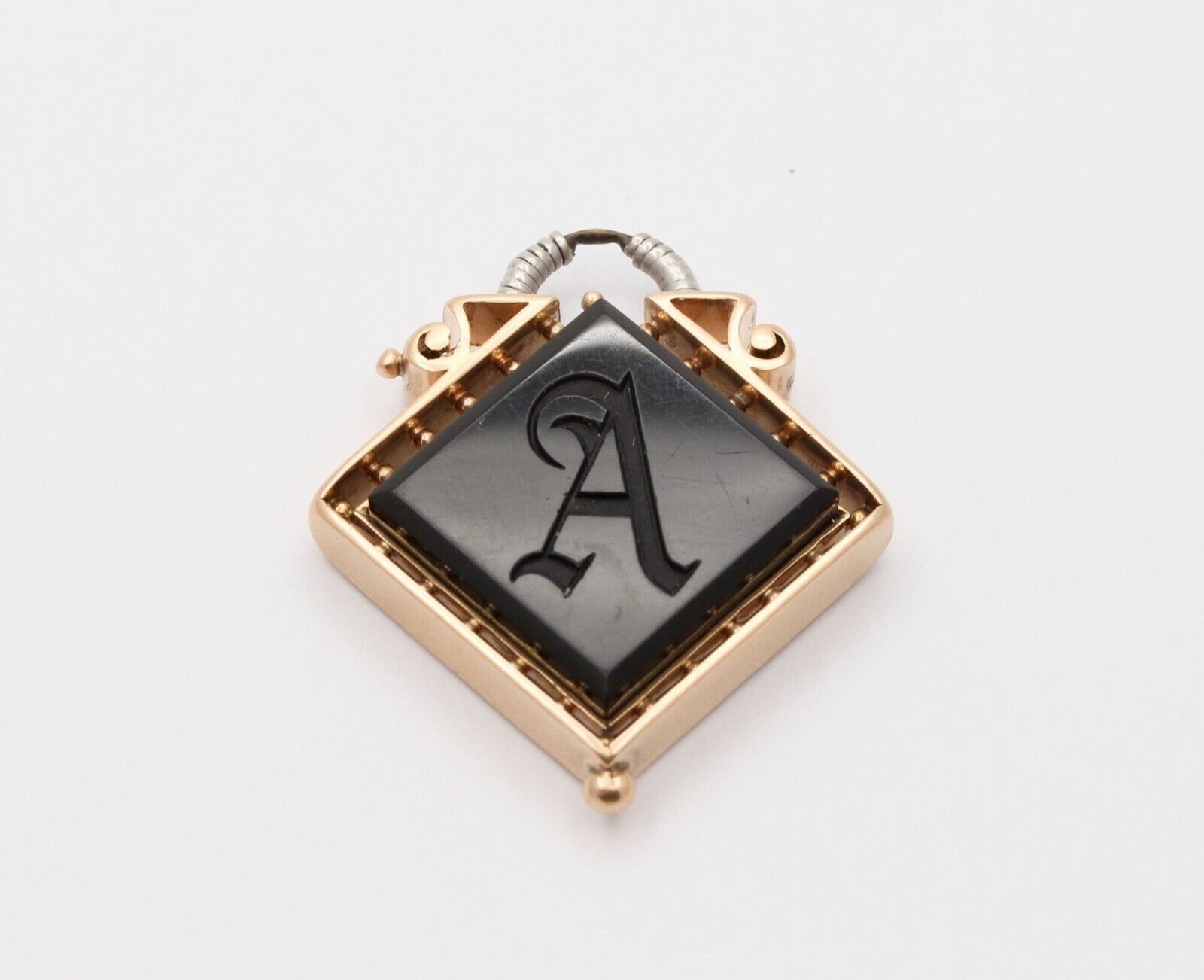 Art Nouveau Intaglio Carved Onyx 14K Yellow White Gold Pendant