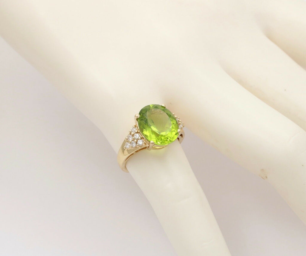 Classic 14K Yellow Gold Peridot Diamond Ring Engagement Ring Band