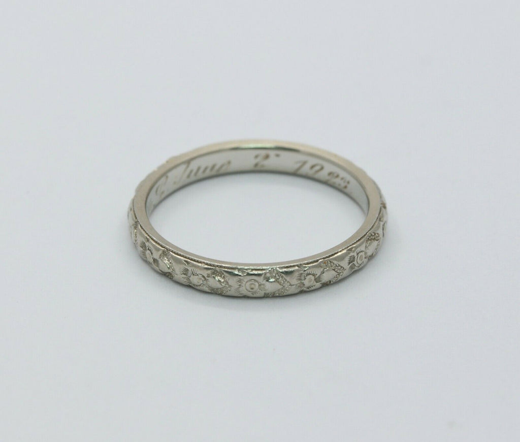 Art Deco 18K White Gold Hand Engraved Band