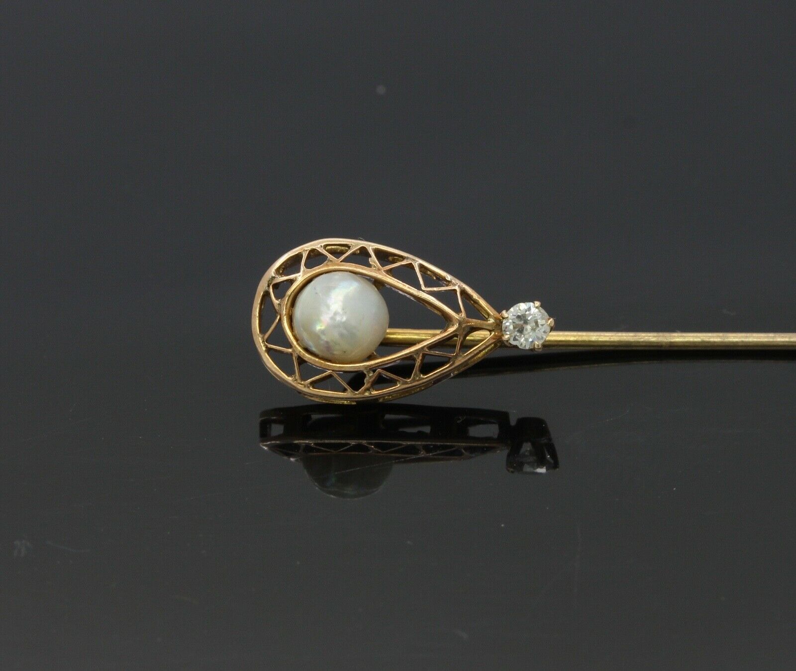 Victorian Ladies 14K Yellow Gold Pearl Diamond Stick Pin