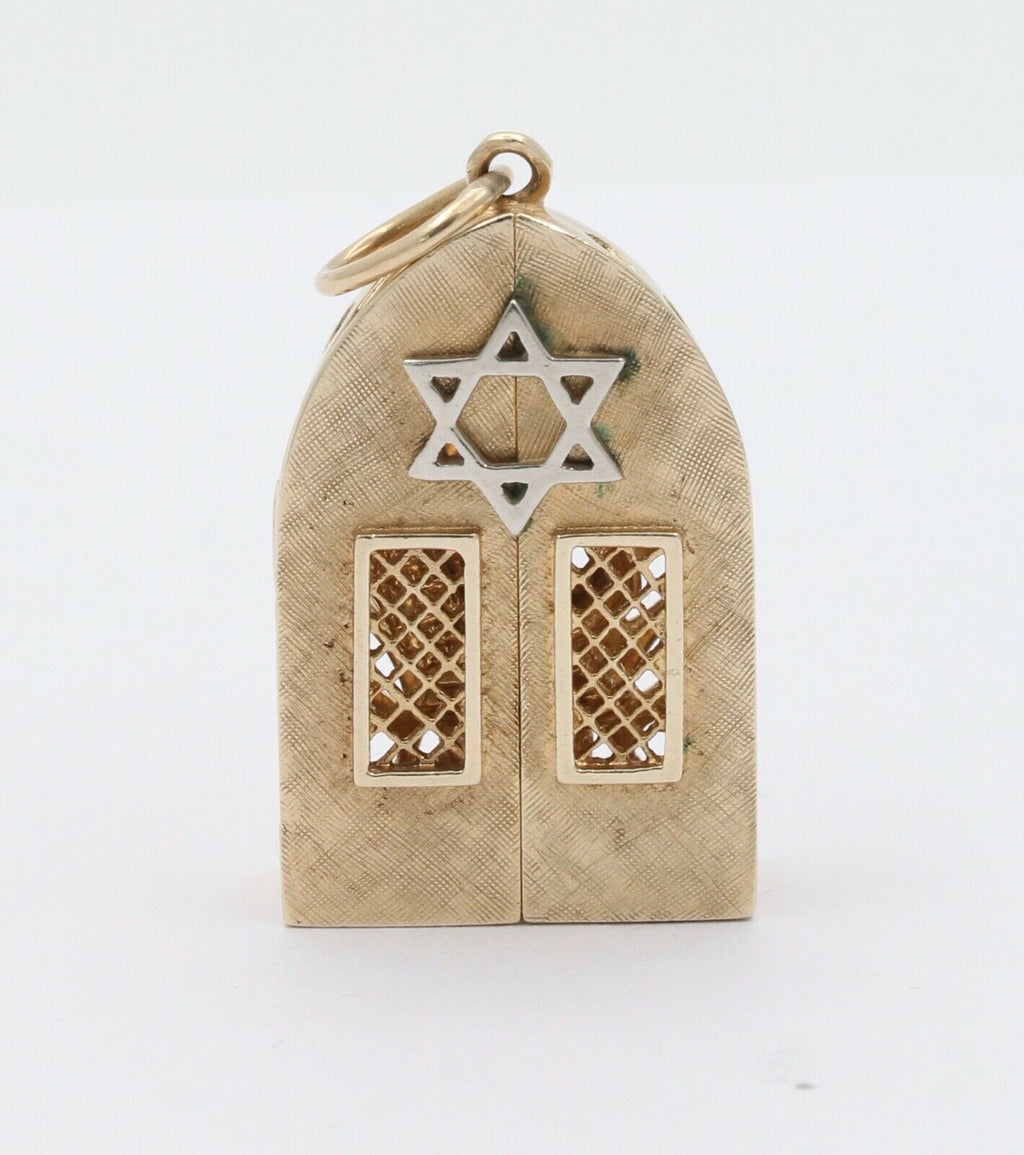 Vintage 14K Yellow Gold Moses Opening Pendant
