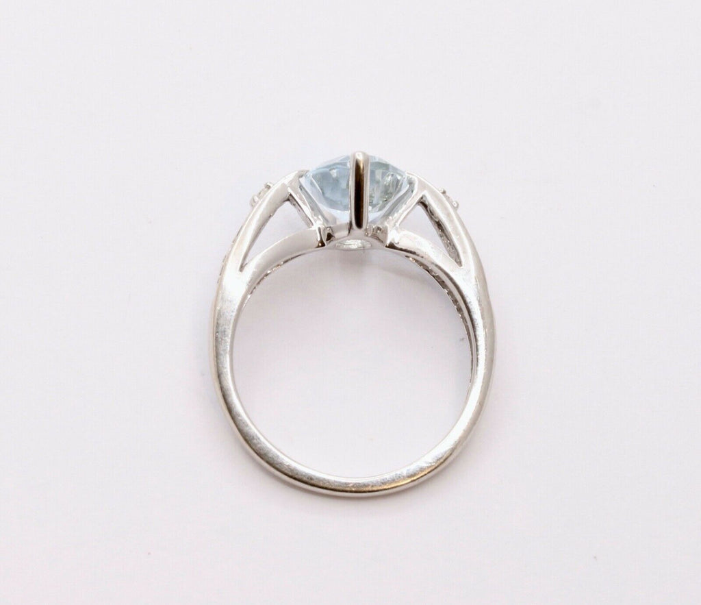 Vintage Ladies Natural Aquamarine Diamonds 14K White Gold Ring