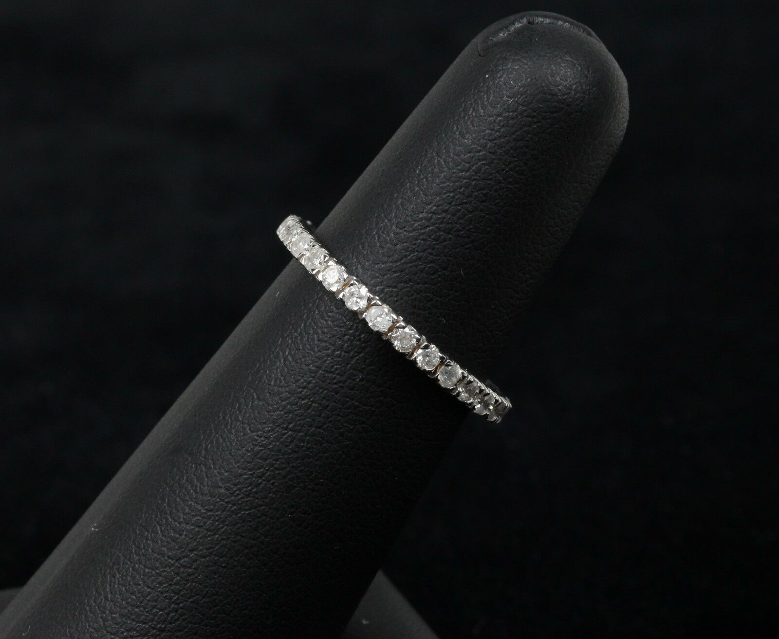 Vintage Ladies 14K White Gold Eternity Band