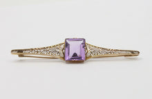 Load image into Gallery viewer, Antique Art Deco Amethyst 10K Yellow Gold Filigree Bar Pin
