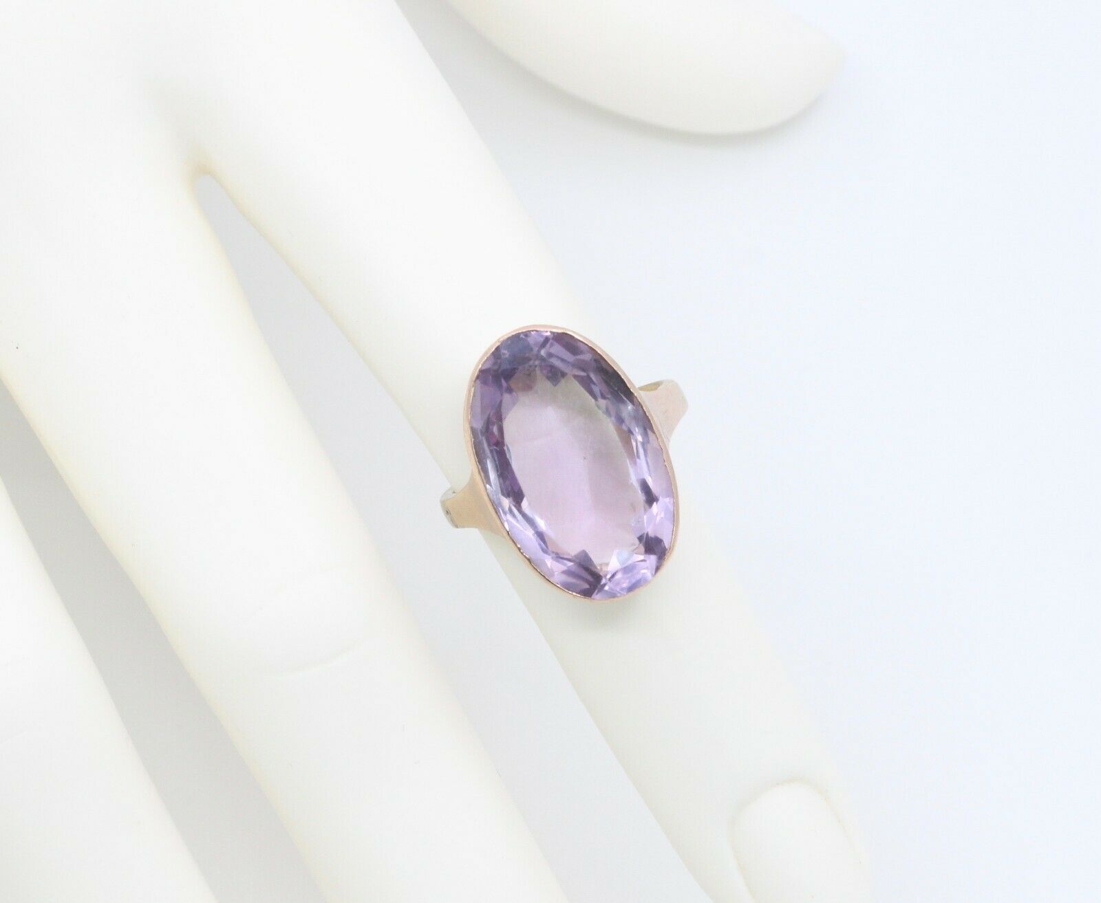 Vintage 9K Yellow Gold Rose De France Amethyst Solitaire Ring