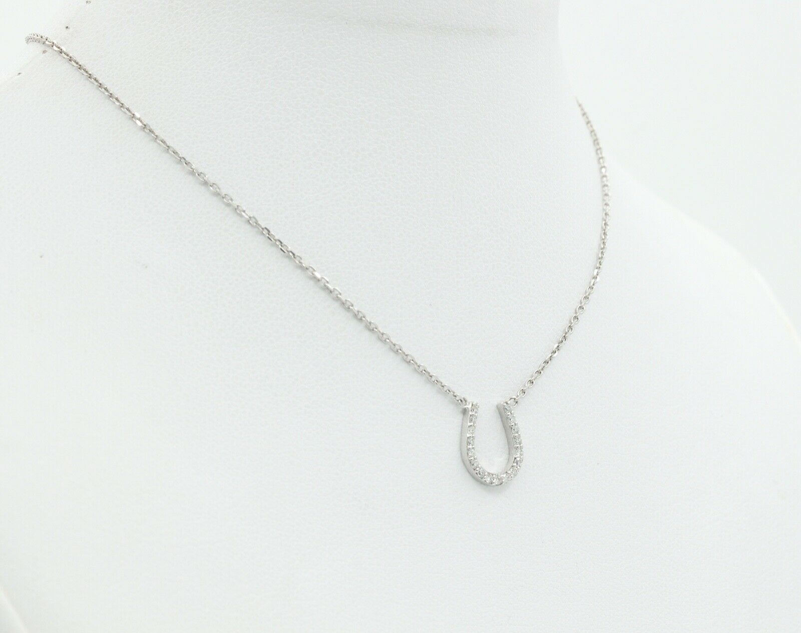 Lucky Horseshoe 18K White Gold Diamonds Necklace Pendant