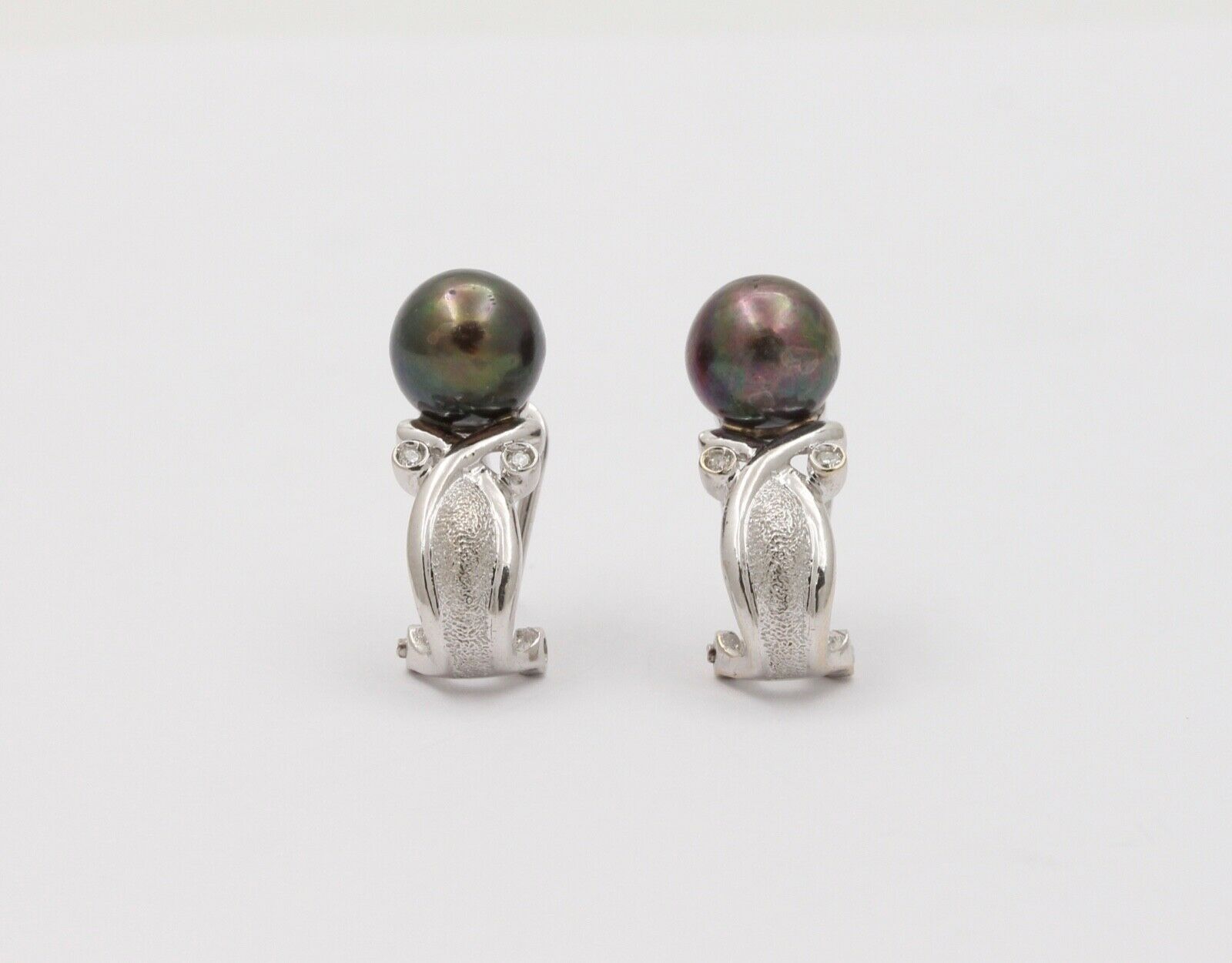 Vintage Tahitian Black Pearls Diamonds 14K White Gold Earrings