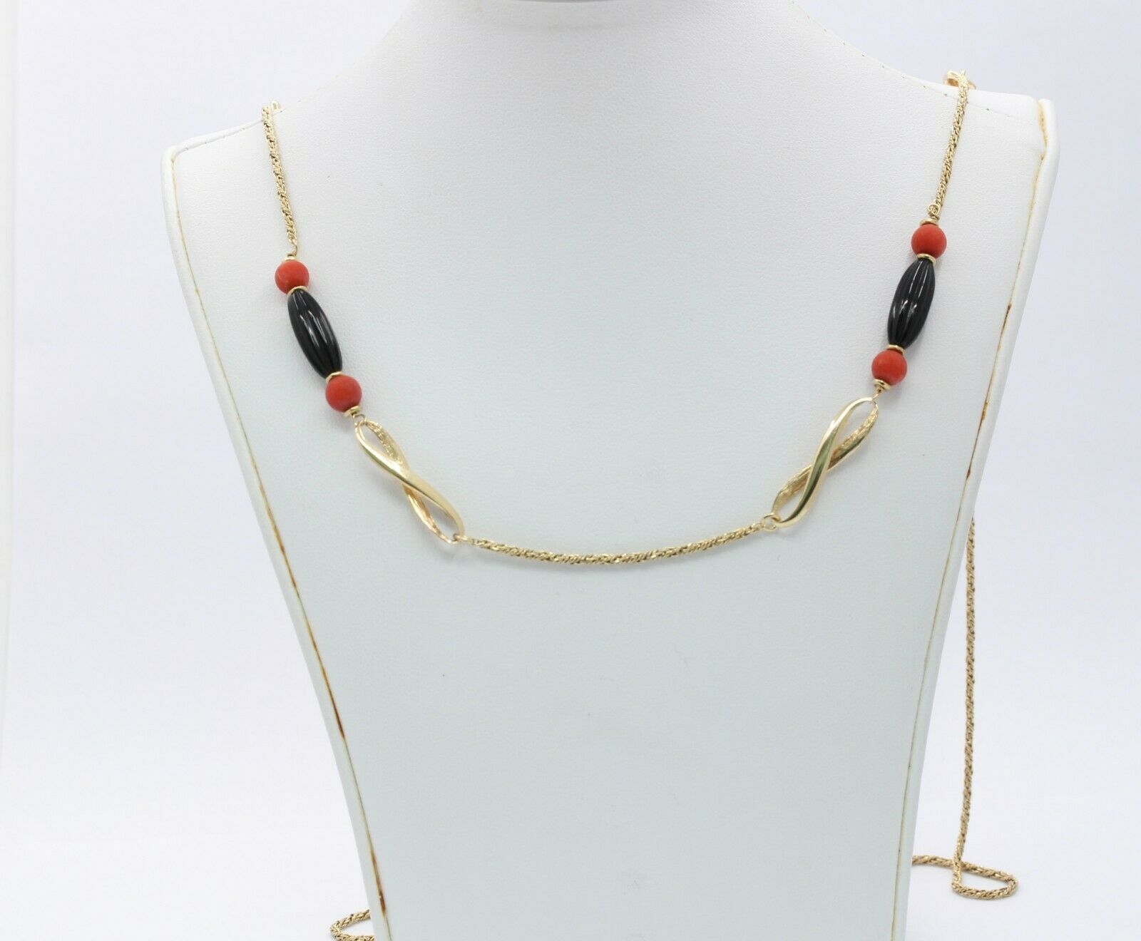 Vintage 14K Yellow Gold Onyx Coral Stacking Rope Style Necklace