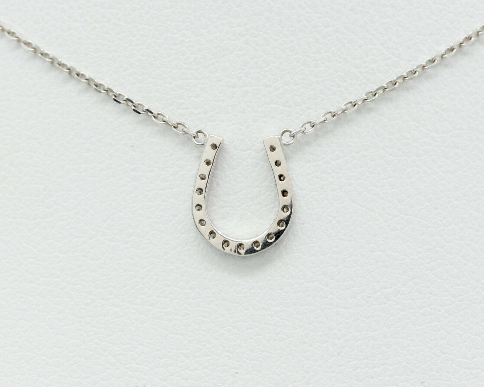 Lucky Horseshoe 18K White Gold Diamonds Necklace Pendant