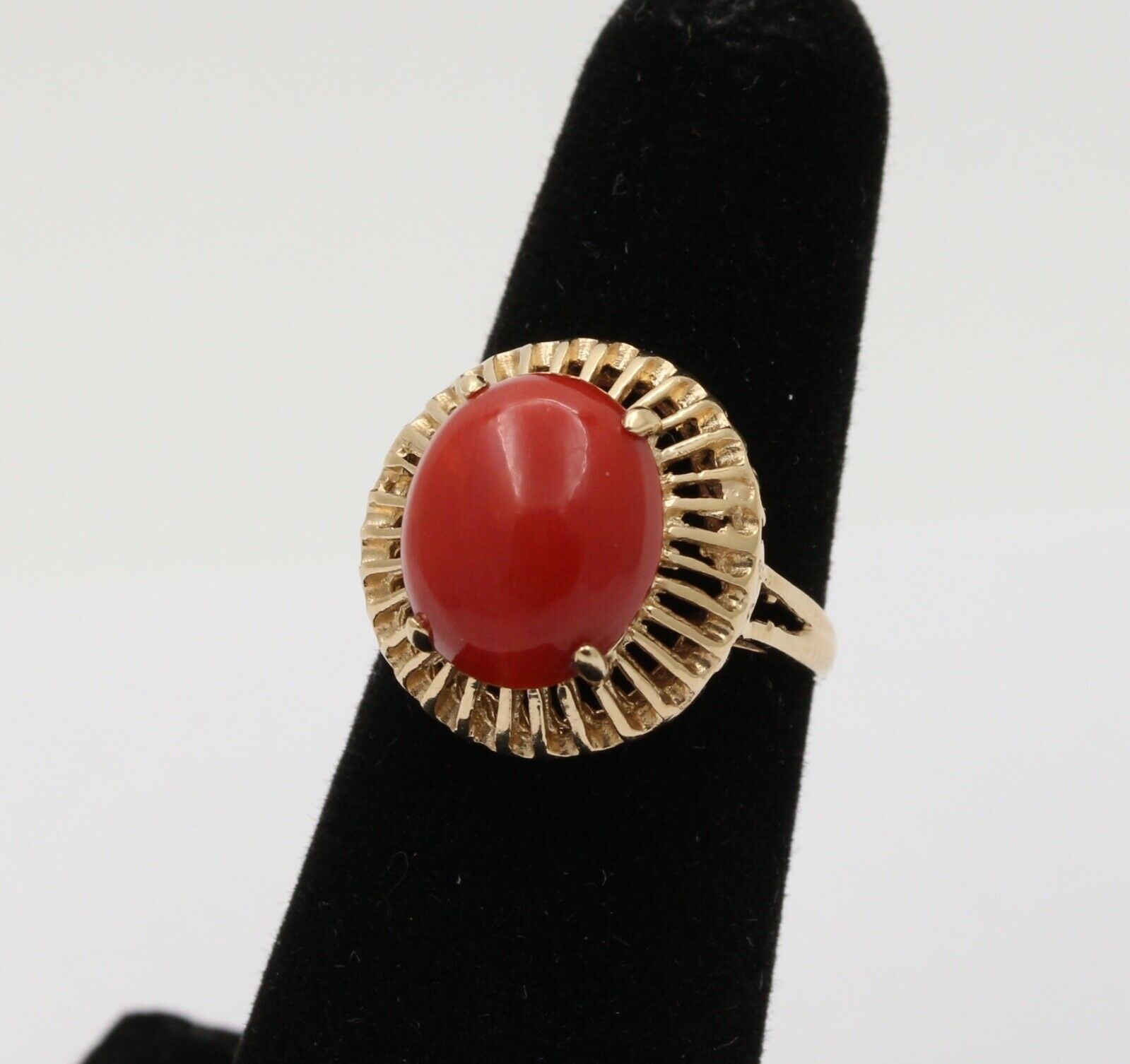 Vintage Oxblood Coral 14K Yellow Gold Ring