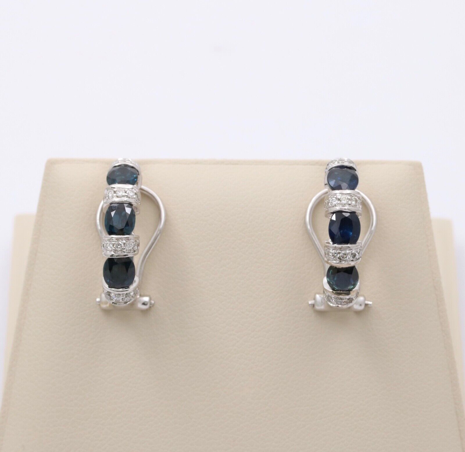 Vintage Blue Sapphire Diamonds 14K White Gold Earrings