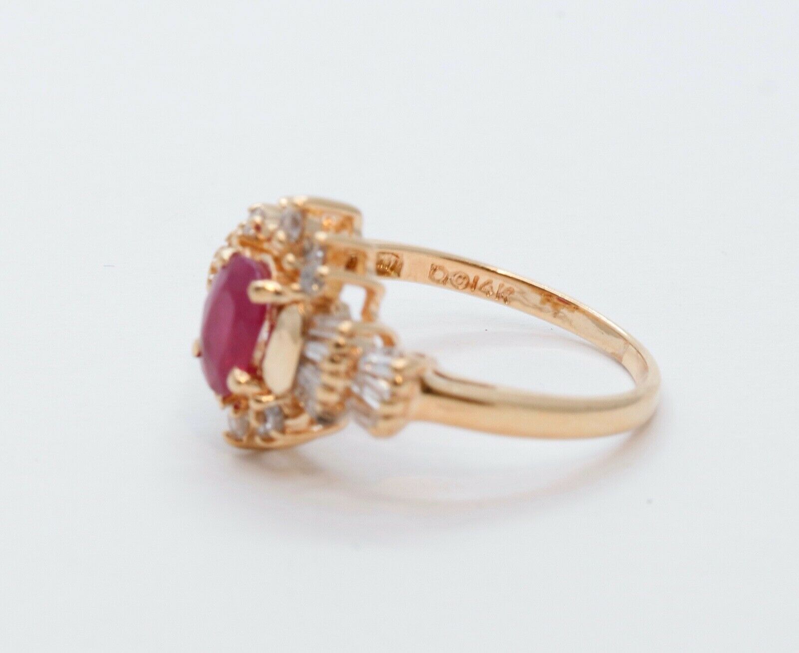Vintage Ruby Diamonds 14K Yellow Gold Ring