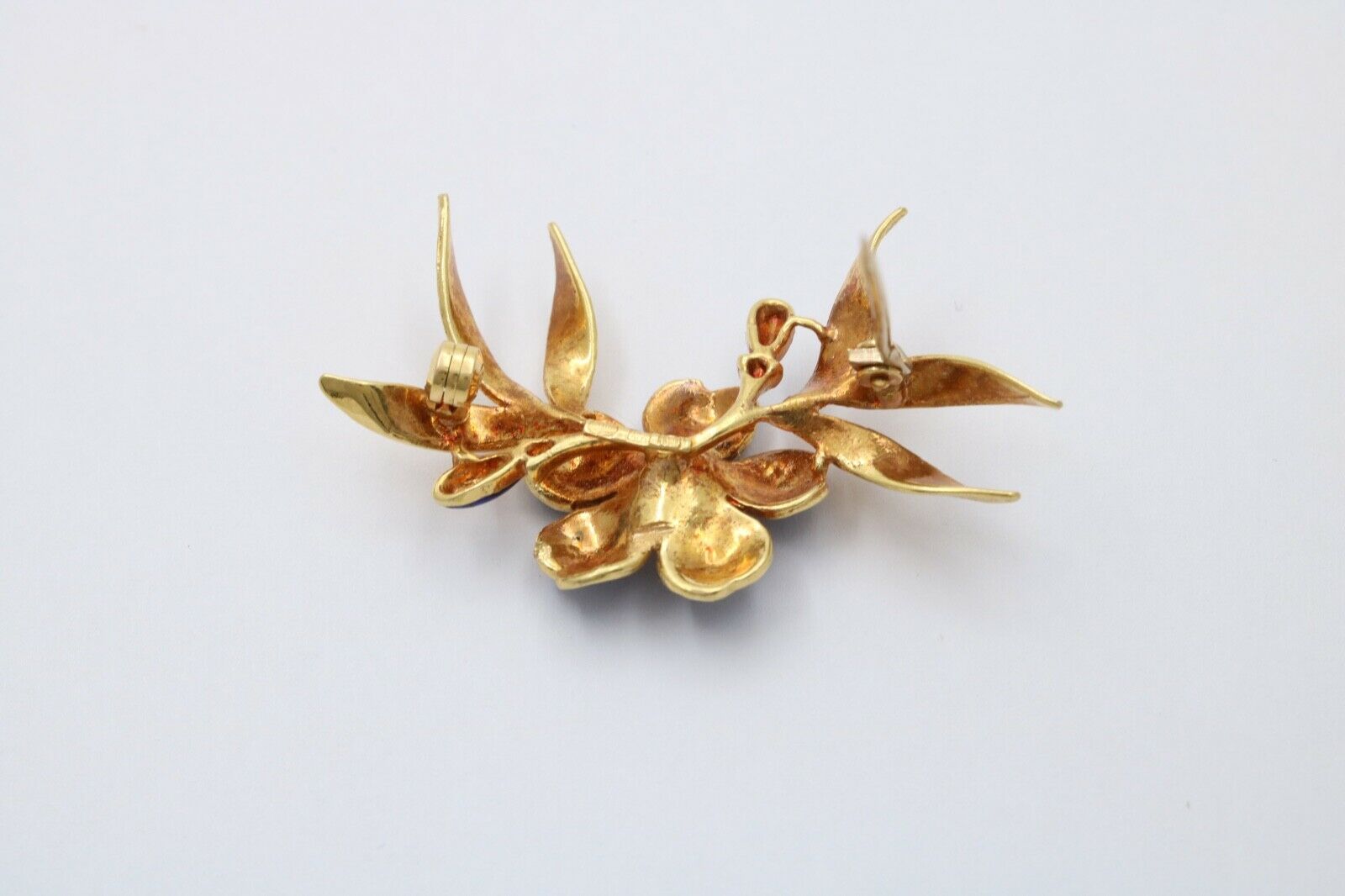Vintage UNO A ERRE 18K Yellow Gold Blue Enamel Flower Brooch Pin Estate Jewelry