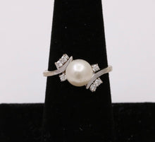 Load image into Gallery viewer, Vintage 14K White Gold Pearl &amp; Diamond Ring.
