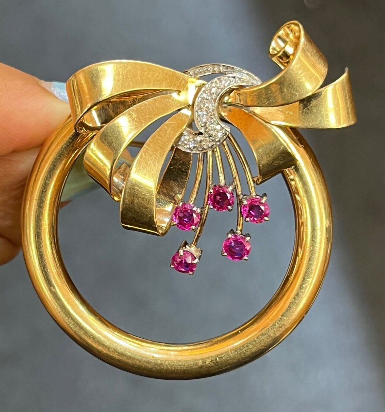 Vintage Bailey Banks & Biddle 14K Gold Ruby and Diamond Circle Ribbon Brooch