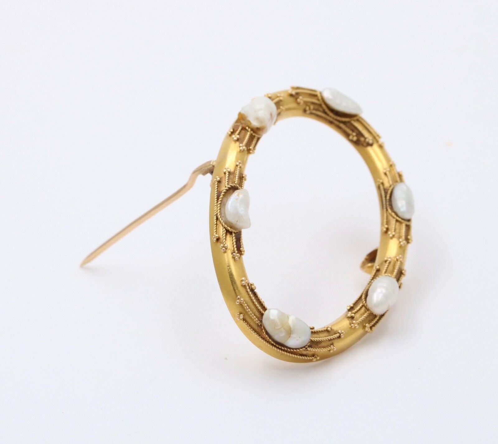 Victorian Etruscan Revival 14K Yellow Gold Baroque Pearl Oval Brooch Pin