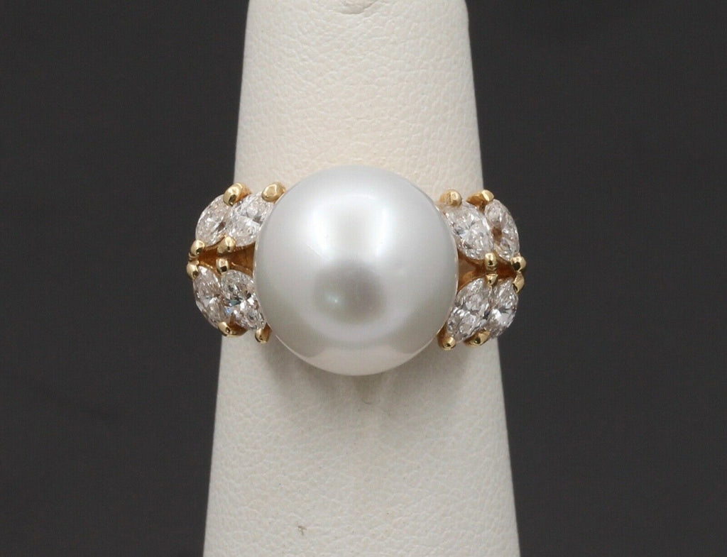 Vintage South Sea Pearl Diamonds 14K Yellow Gold Cocktail Ring
