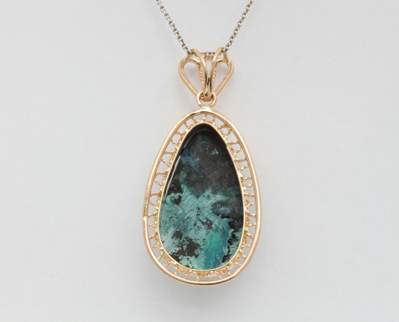 Vintage 14K Yellow Gold Turquoise Pendant