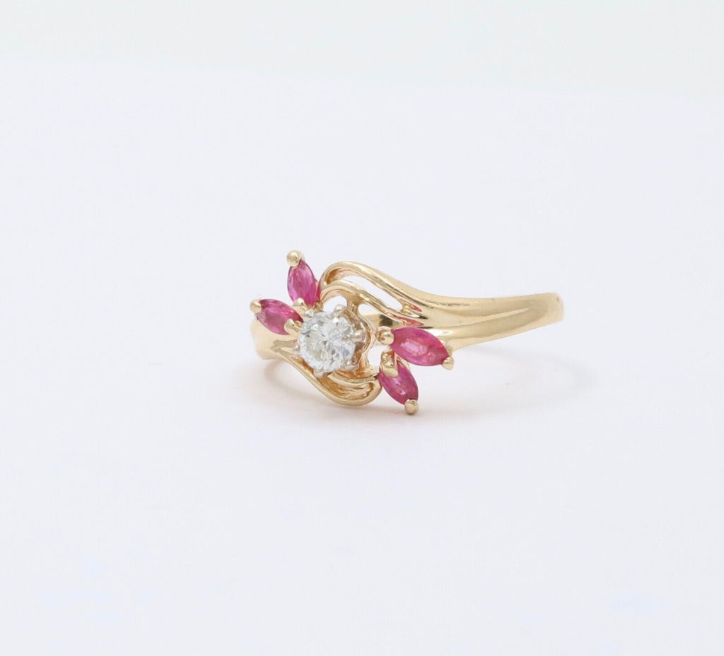 Vintage Retro 1930”s 14K Rose Gold Diamond & Ruby Ring Band.