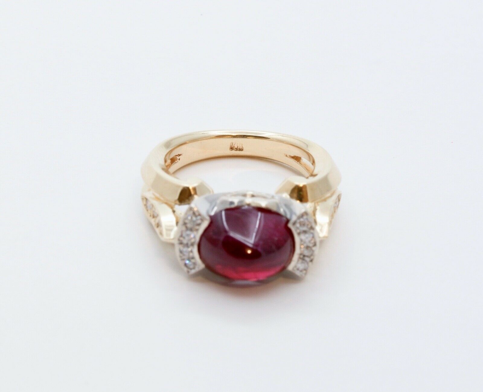 Beautiful Ladies Cabochon Ruby Diamonds Yellow White Gold Ring