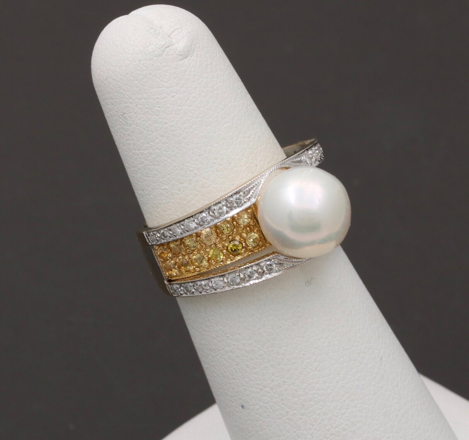 Vintage 18K Gold Pearl & Diamond Ring.