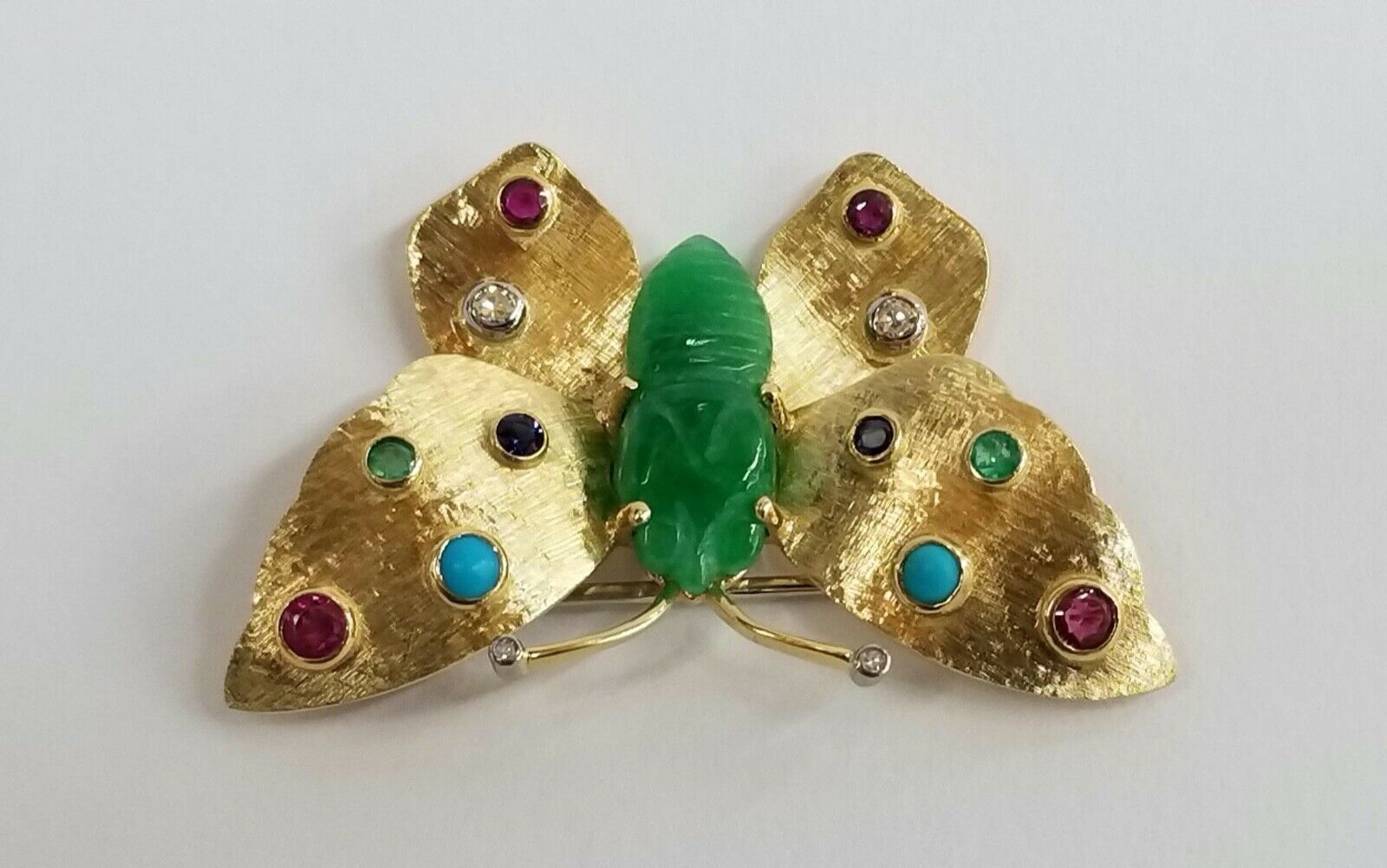 Vintage Jade Butterfly 18K Yellow Gold Multi Stone Brooch Pin