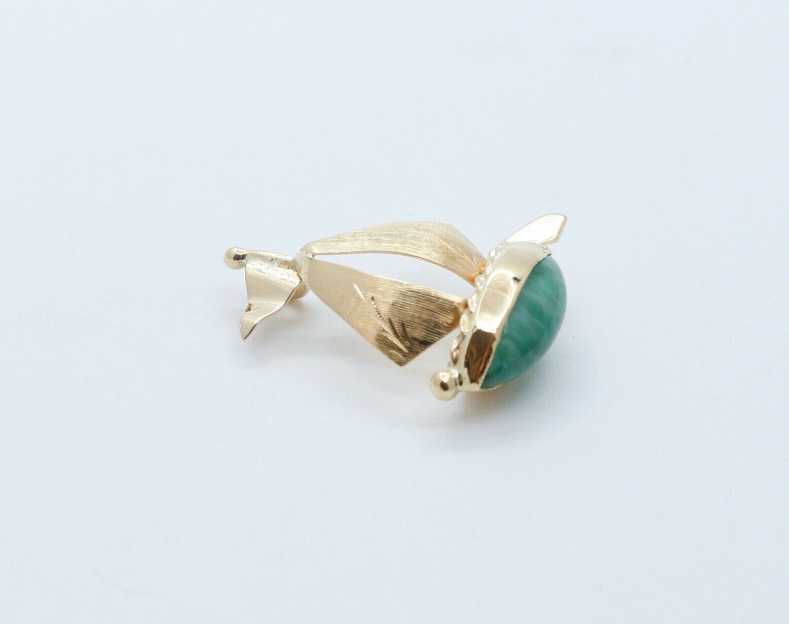 Vintage Jade 14K Yellow Gold Chinese Sailboat Pendant Charm