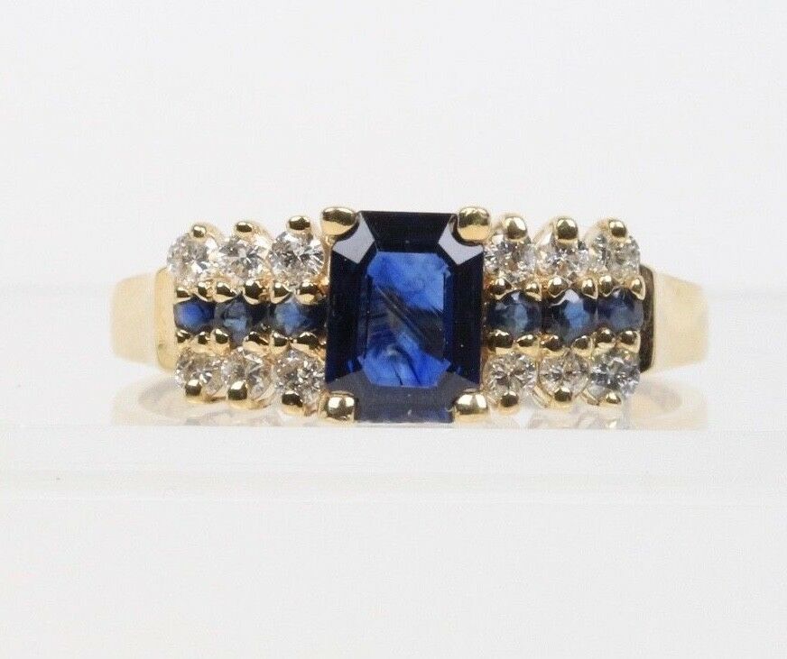 Vintage Sapphire and Diamond 14K Yellow Gold Ladies Ring