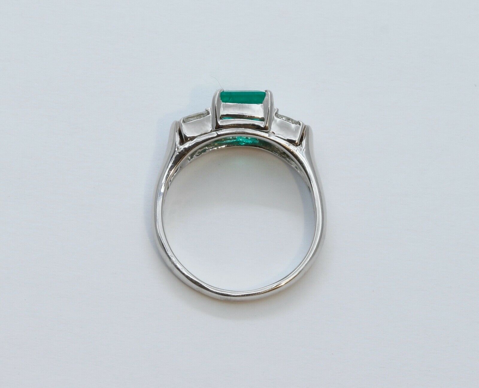 Vintage Emerald Diamonds Platinum Ring