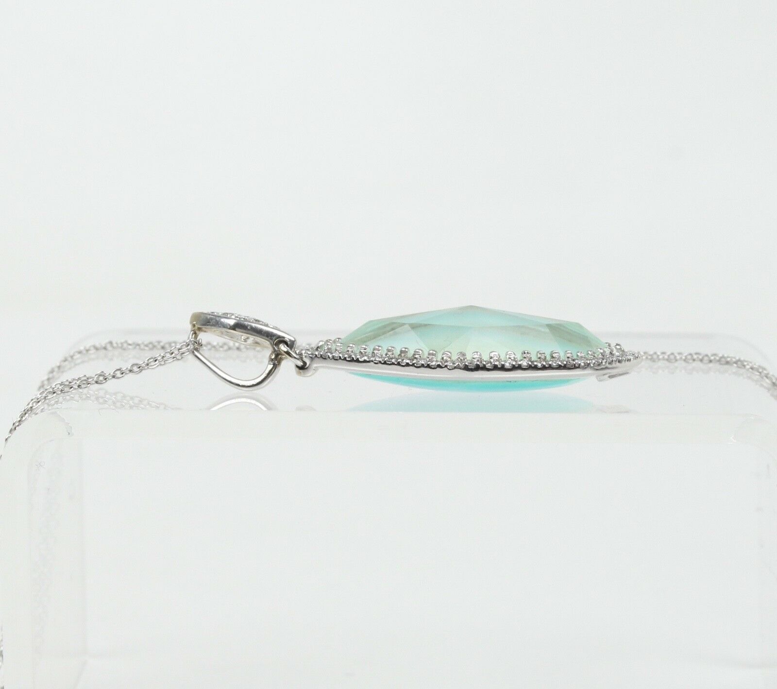 Vintage 14K White Gold Blue Labradorite Pendant Necklace.
