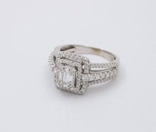 Load image into Gallery viewer, Classic 14K Gold Diamond Engagement Ring. Ring Band
