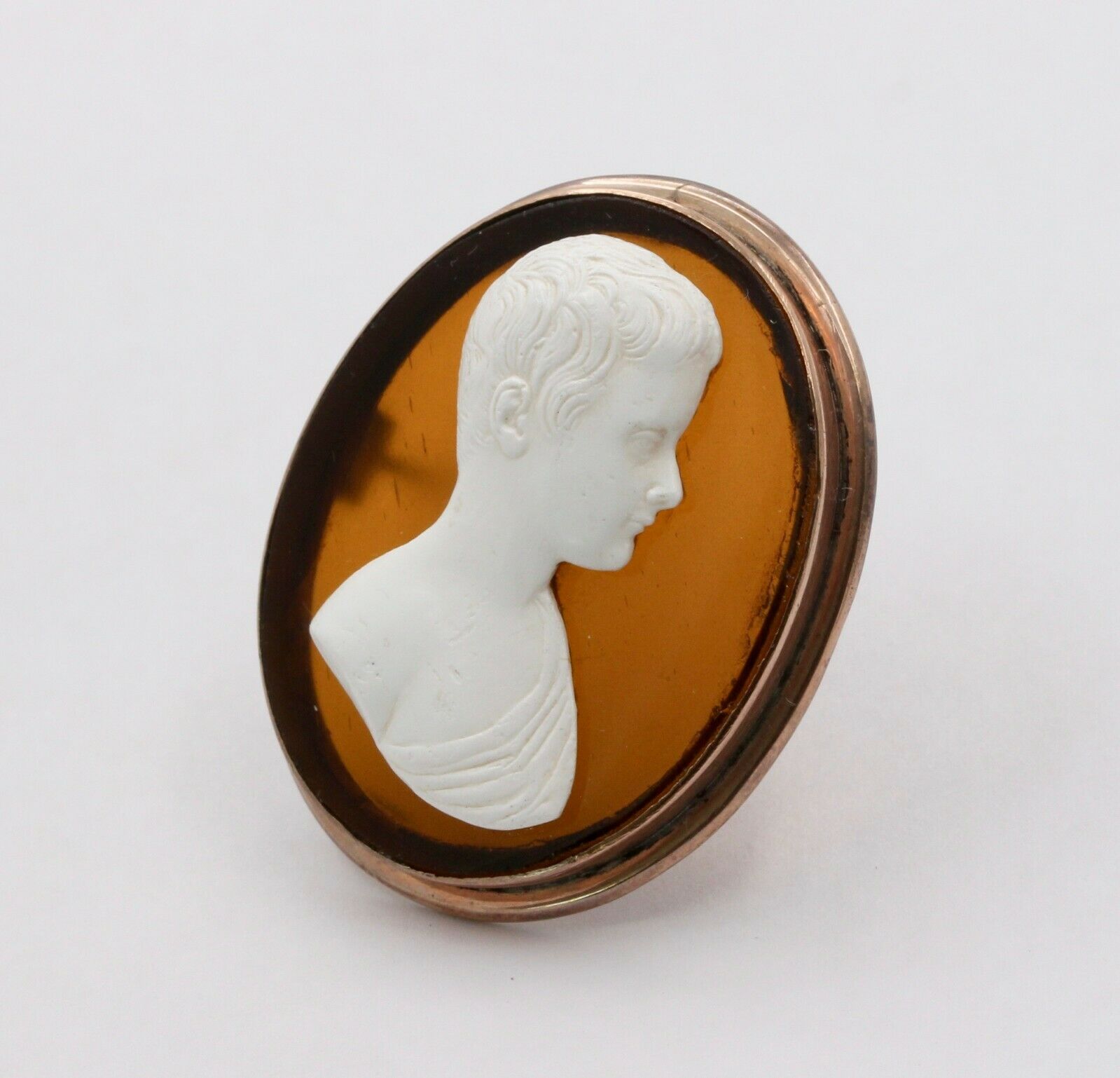 Vintage 14K Yellow Gold Cameo Brooch