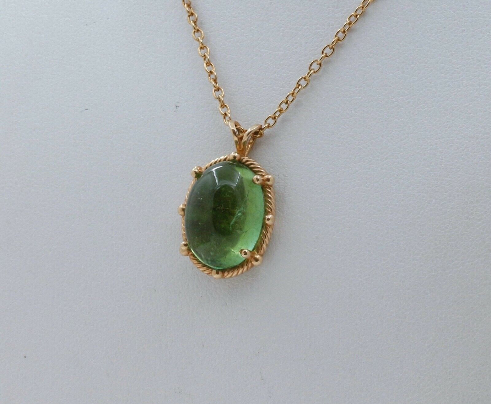 Vintage Cabochon Green Tourmaline 14K Yellow Gold Pendant