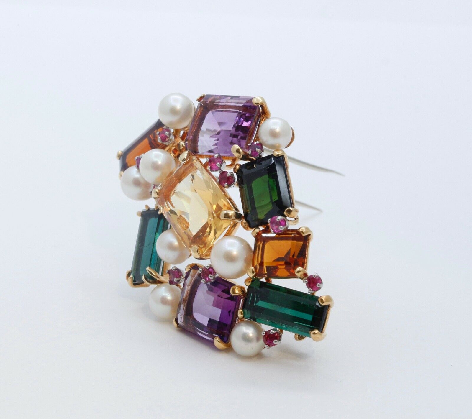 Luxurious Vintage Multi Stone 18K Yellow Gold Pendant Brooch Pin