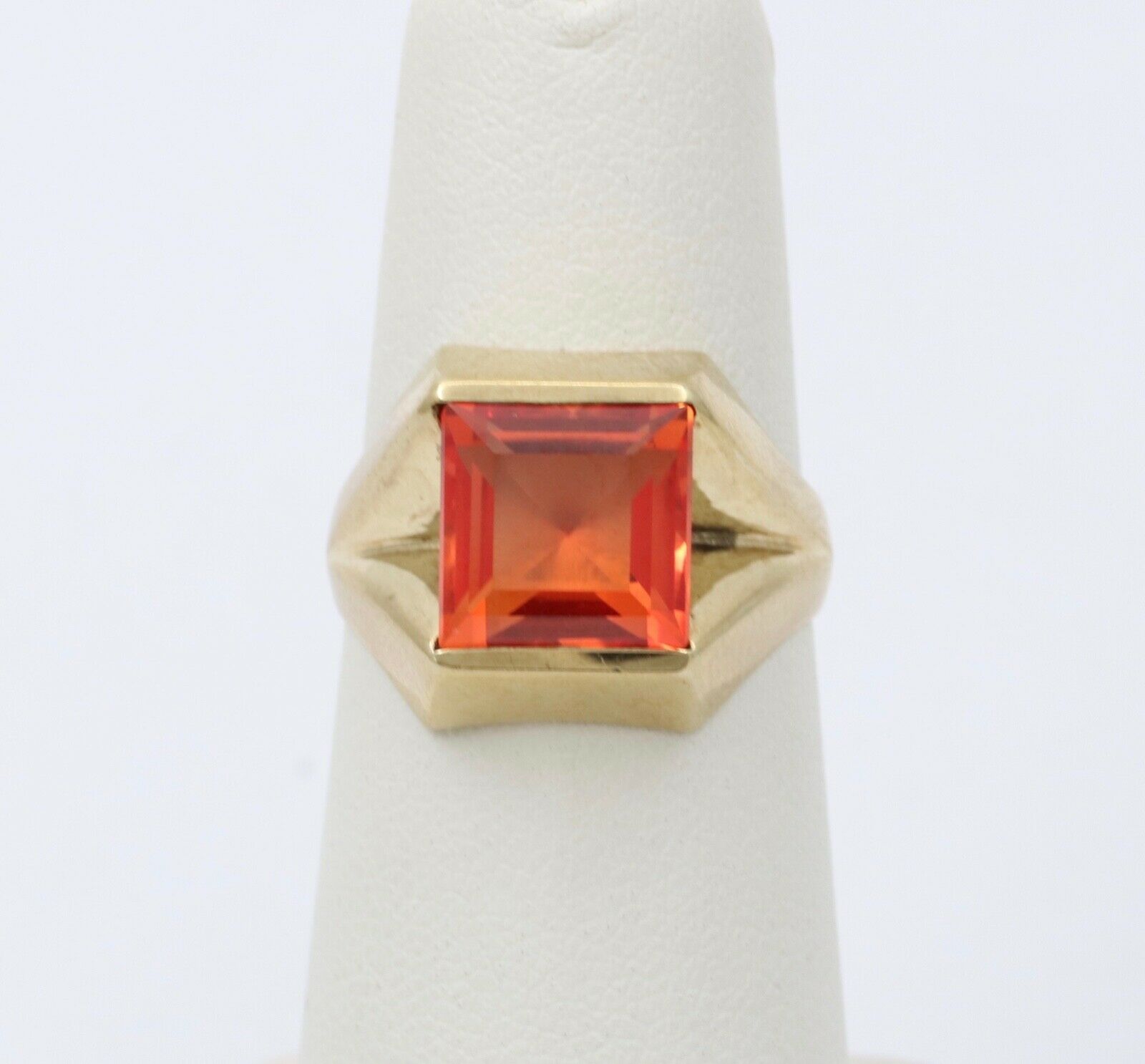 Beautiful Erie Basin Orange Stone 9K Yellow Gold Ring
