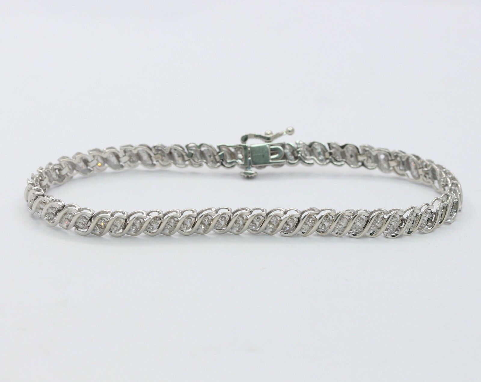 Lovely Ladies Tennis Bracelet 10K White Gold Diamonds